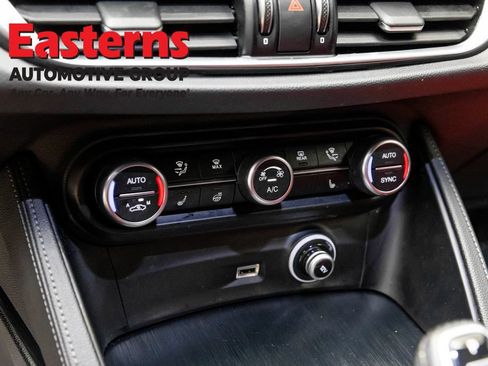 Used 2024 Alfa Romeo Stelvio Sprint AWD/4WD image 19