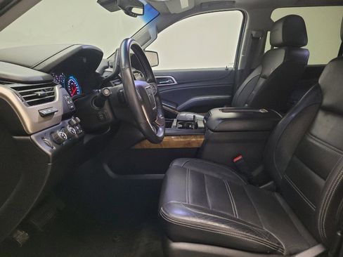 Used 2017 GMC Yukon Denali w/ Open Road Package AWD/4WD image 17