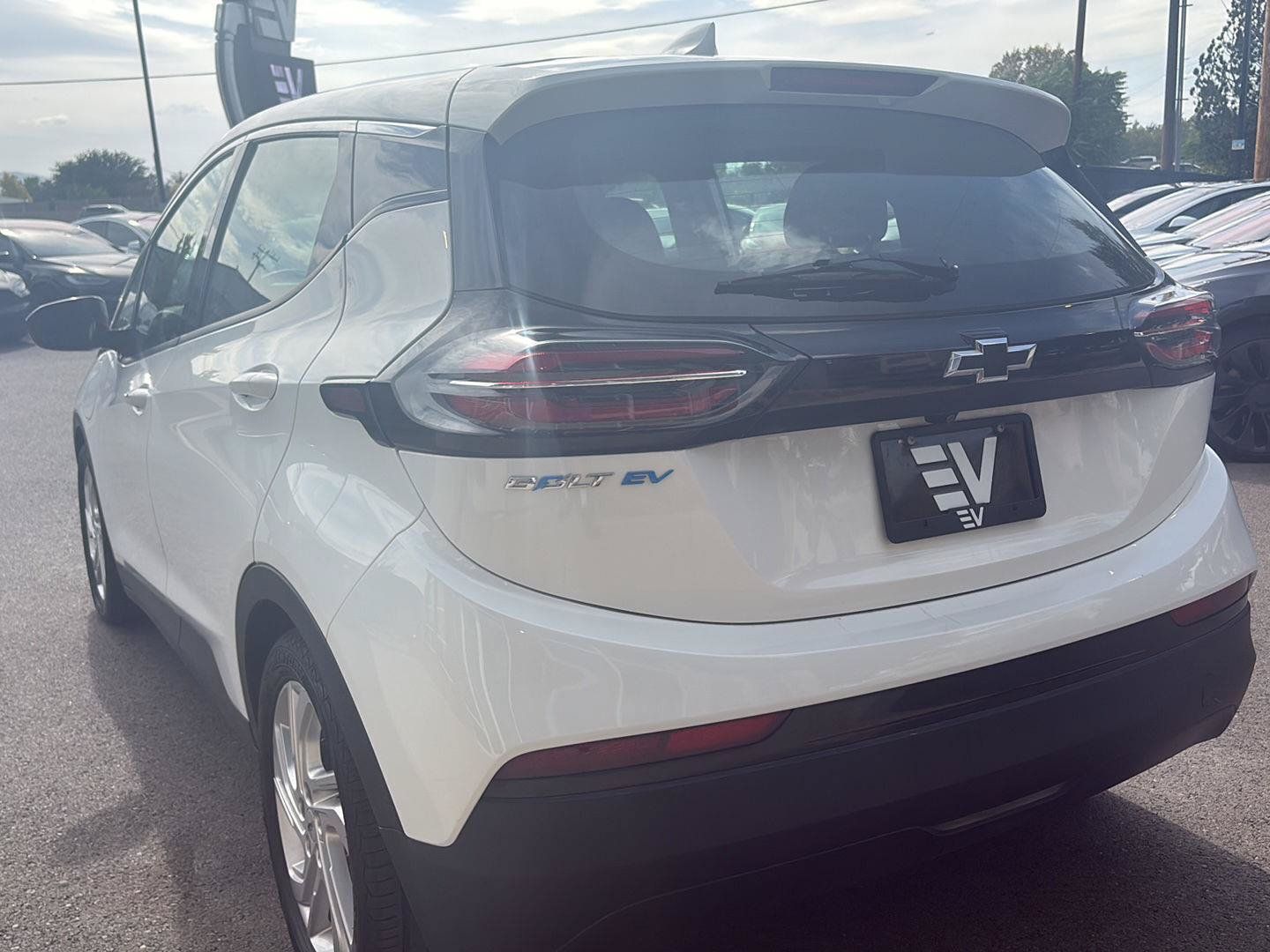 Used 2023 Chevrolet Bolt LT FWD image 6