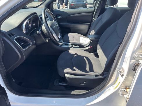 Used 2014 Chrysler 200 Touring w/ Cold Weather Group image 15