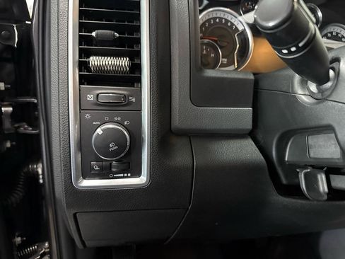 Used 2017 RAM 1500 Big Horn AWD/4WD image 11