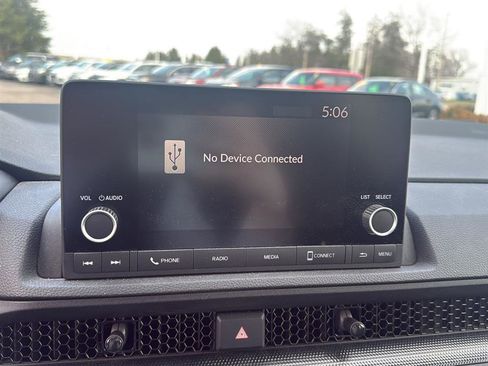 Used 2024 Honda CR-V EX image 19