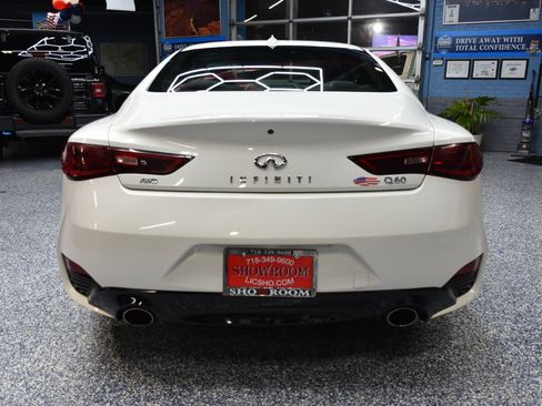 Used 2017 INFINITI Q60 2.0t image 8