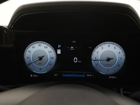 Used 2025 Hyundai Elantra SEL FWD image 25