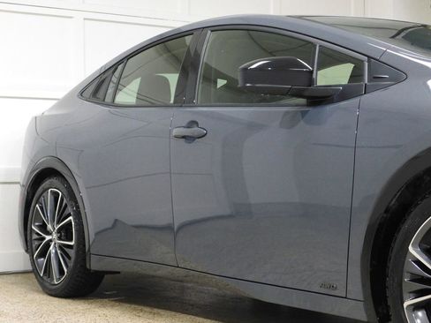 Used 2024 Toyota Prius XLE image 15