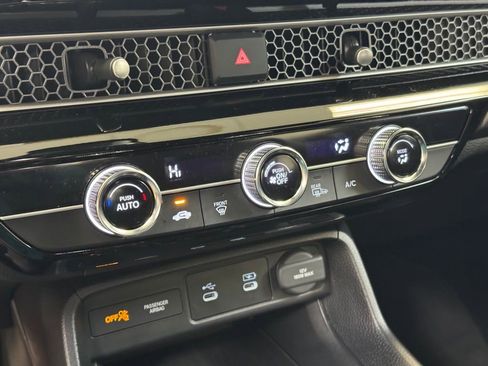 Used 2025 Honda Civic Sport image 34