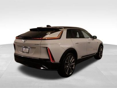 New 2026 Cadillac Lyriq Signature Luxury