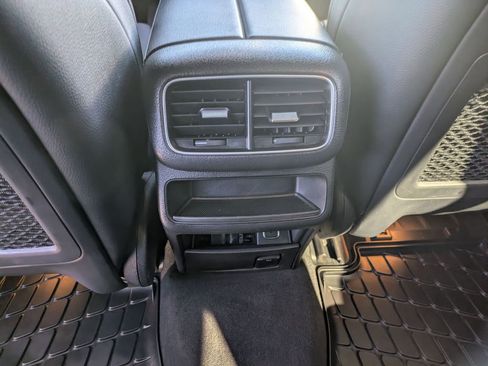 Used 2022 Mercedes-Benz GLE 450 4MATIC image 21