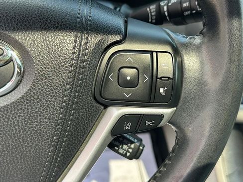 Certified 2018 Toyota Highlander XLE AWD/4WD image 20