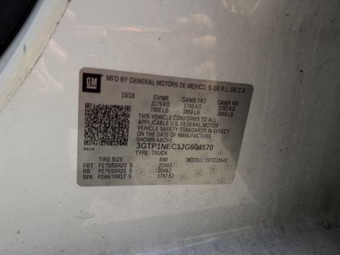 Used 2018 GMC Sierra 1500 SLT w/ Enhanced Driver Alert Package RWD image 30