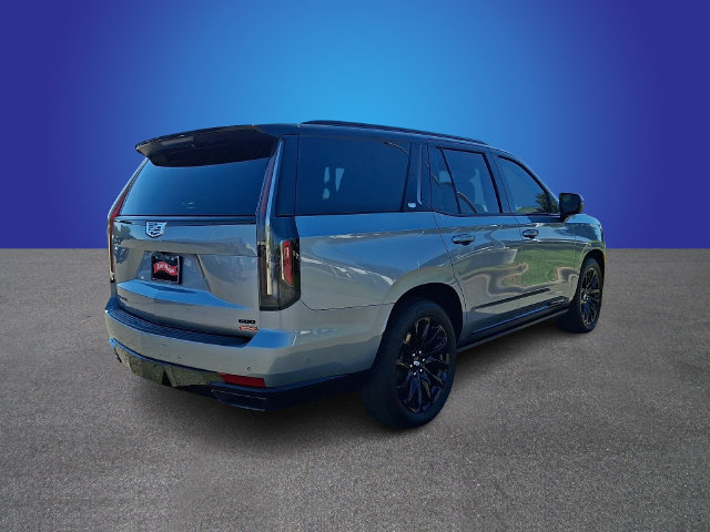Certified 2024 Cadillac Escalade Sport Platinum w/ LPO, ONYX Package AWD/4WD image 4
