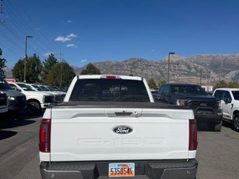 Used 2024 Ford F150 Lariat w/ Tow/Haul Package AWD/4WD image 9