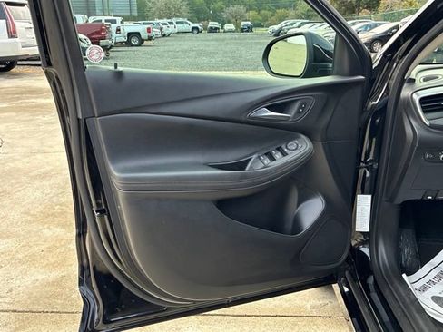 Used 2024 Buick Encore GX Sport Touring w/ Comfort Package FWD image 19
