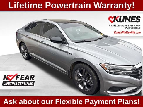 Used 2021 Volkswagen Jetta R-Line image 3