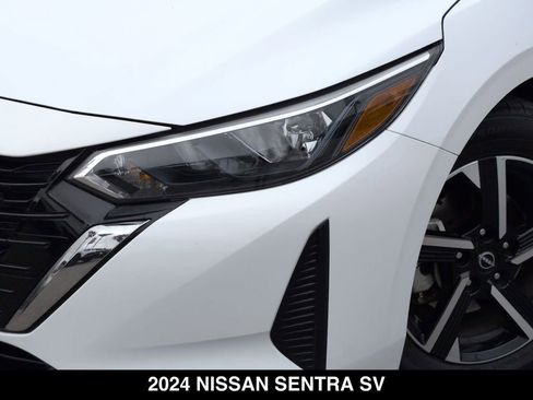 Used 2024 Nissan Sentra SV FWD image 10