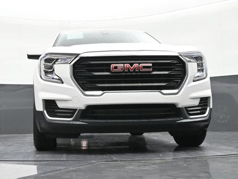 Used 2022 GMC Terrain SLE FWD image 27