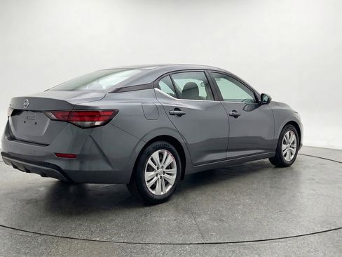 Used 2025 Nissan Sentra S FWD image 9