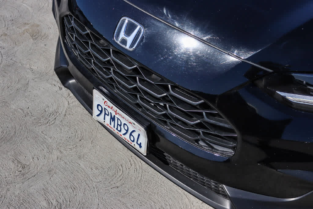 Used 2025 Honda HR-V LX image 8