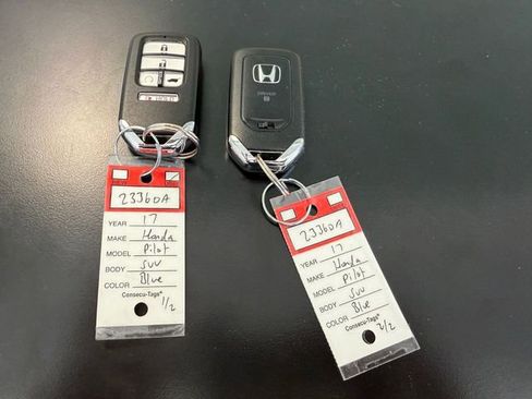 Used 2017 Honda Pilot Elite image 31