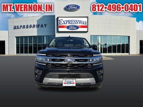 Used 2024 Ford Expedition Limited AWD/4WD image 4