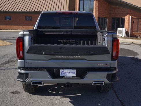 New 2025 GMC Sierra 1500 AT4 w/ AT4 Premium Package image 4