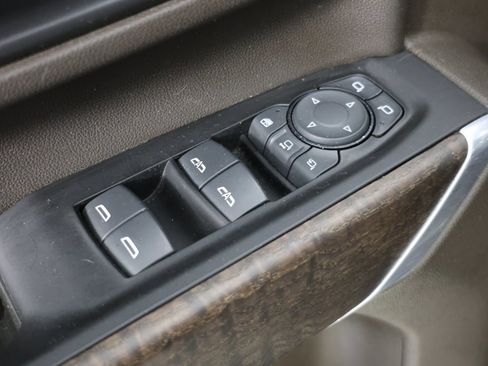 Used 2022 GMC Sierra 3500 Denali image 23