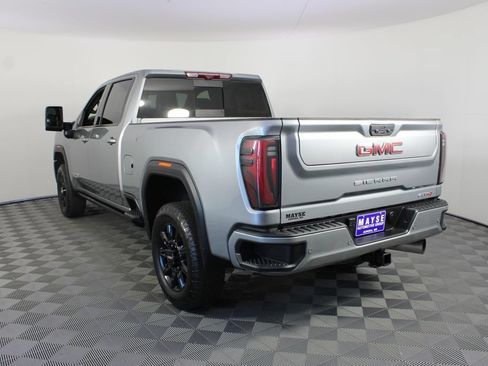 Used 2025 GMC Sierra 2500 AT4 w/ AT4 Premium Plus Package AWD/4WD image 28