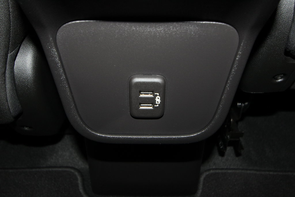 Used 2024 Chevrolet Equinox LT FWD image 25