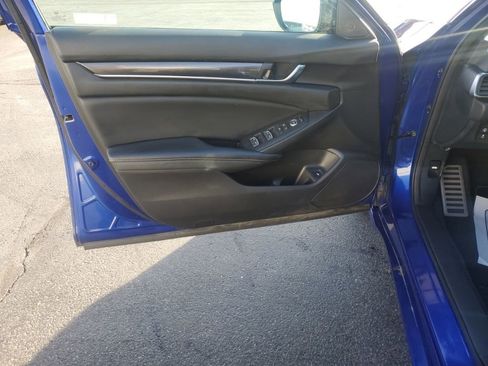 Certified 2022 Honda Accord Sport image 12