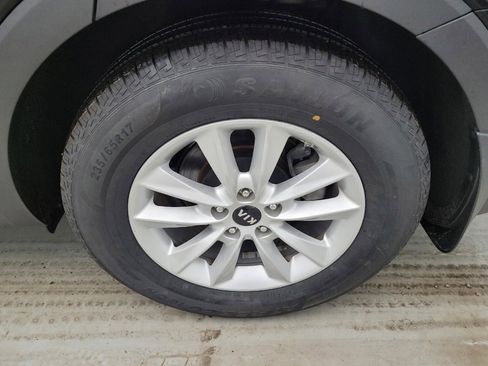 Used 2019 Kia Sorento FWD image 31