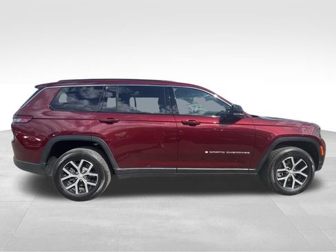 Used 2025 Jeep Grand Cherokee L Limited w/ Trailer Tow Package image 14