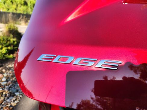 Used 2019 Ford Edge ST w/ Equipment Group 401A image 21