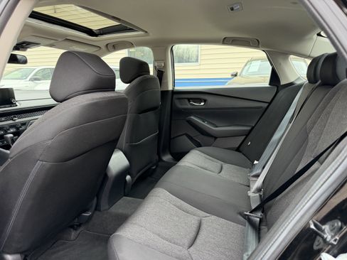 Used 2023 Honda Accord EX image 26