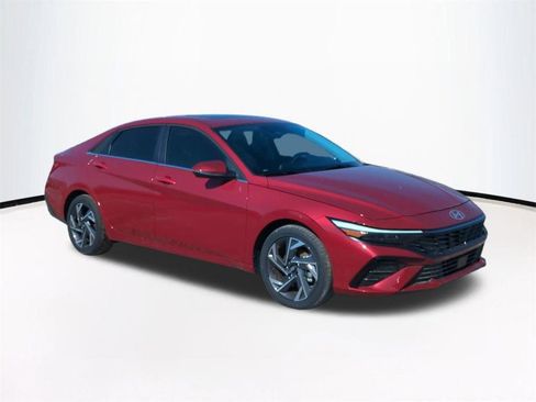 New 2026 Hyundai Elantra Limited image 2