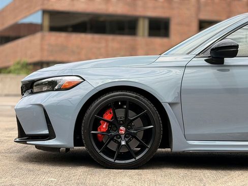 Used 2023 Honda Civic Type R image 7