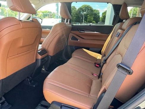 Used 2025 INFINITI QX60 Sensory AWD/4WD image 13