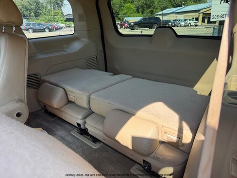 Used 2010 Chevrolet Tahoe LTZ AWD/4WD image 18