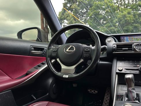 Used 2018 Lexus IS 300 F Sport RWD image 18