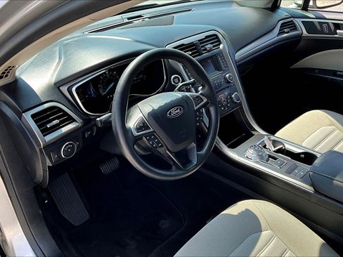 Used 2017 Ford Fusion S image 20