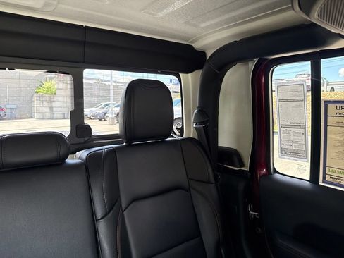 Used 2021 Jeep Gladiator Mojave w/ Cold Weather Group AWD/4WD image 46