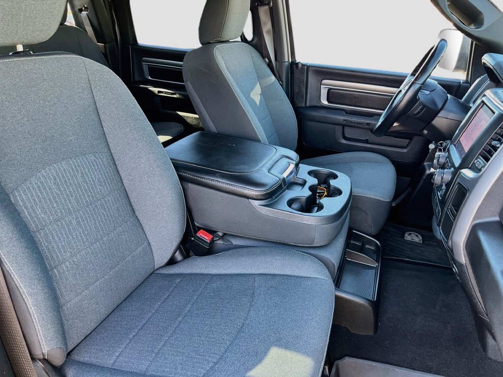 Used 2022 RAM 1500 Warlock AWD/4WD image 26