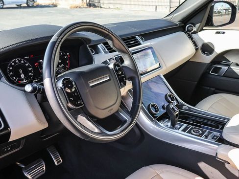 Used 2019 Land Rover Range Rover Sport SE AWD/4WD image 29