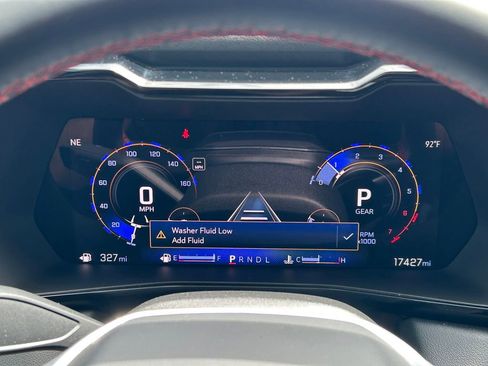 Used 2025 Chevrolet Colorado LT RWD image 28