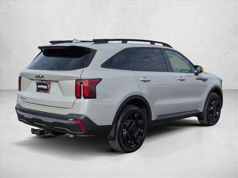 Used 2025 Kia Sorento X-Line EX image 5