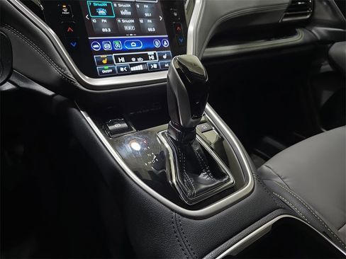 Used 2025 Subaru Outback Onyx Edition XT image 26