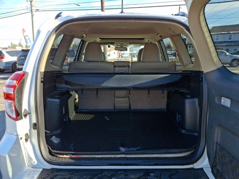 Used 2011 Toyota RAV4 Limited image 30