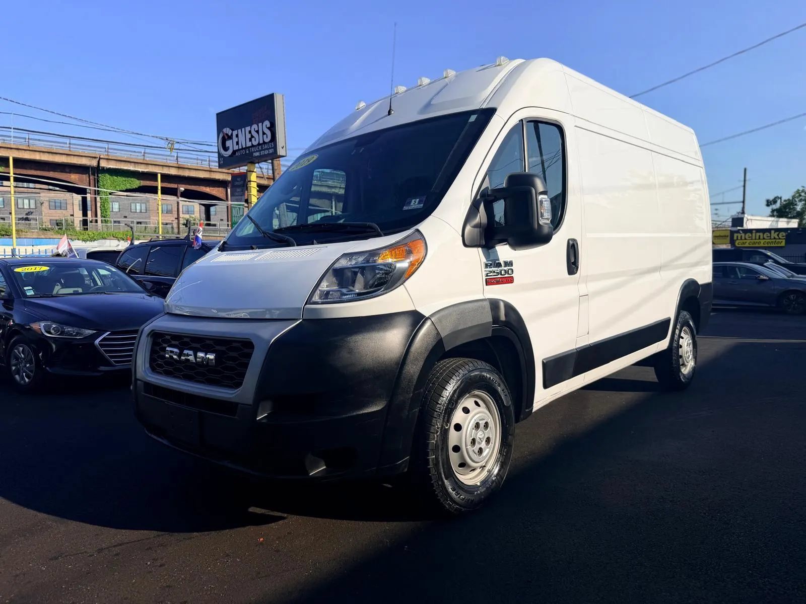 Used 2019 RAM ProMaster 2500 FWD image 1