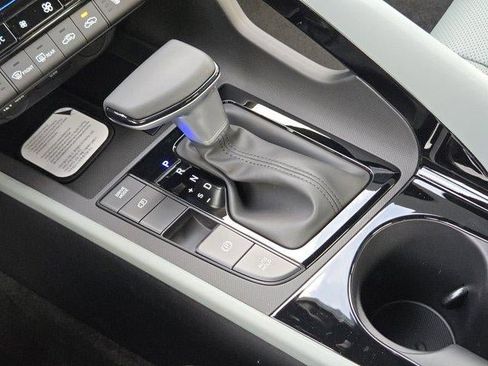 New 2026 Hyundai Elantra Limited image 16