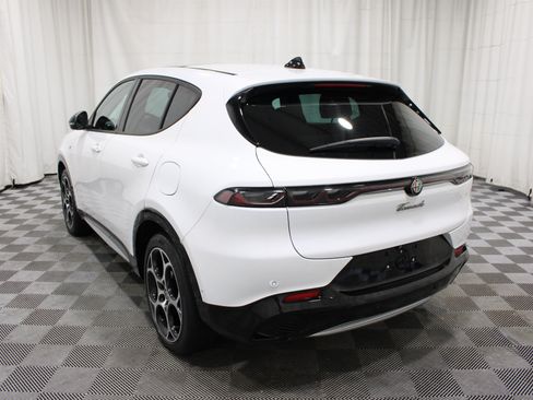 Used 2024 Alfa Romeo Tonale Ti AWD/4WD image 33