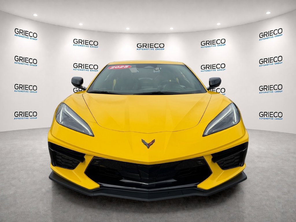Used 2025 Chevrolet Corvette Stingray Premium Conv w/ Z51 Performance Package RWD image 2